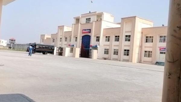 4 mobiles recovered in central jail
