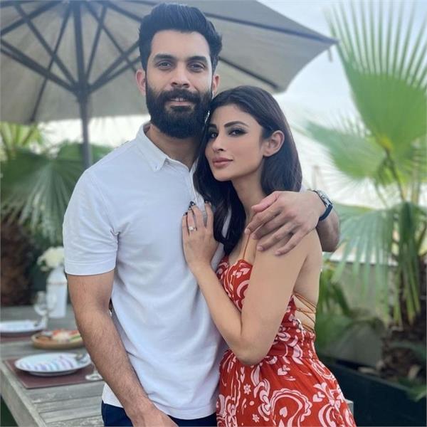 mouni roy and suraj follow each other again on instagram