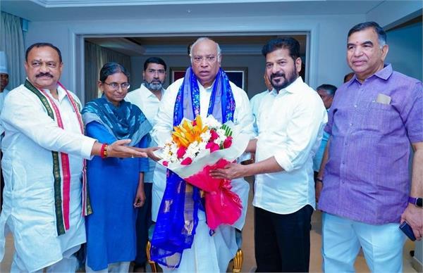 telangana chief minister revanth reddy meets kharge