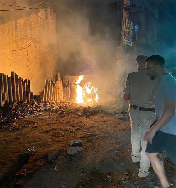 massive fire breaks out in jassal market