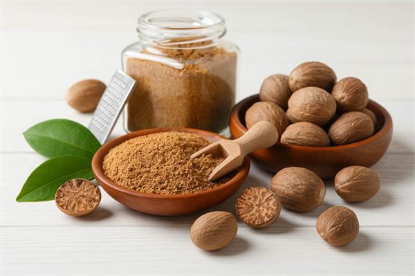 nutmeg is a boon for people suffering from acne 