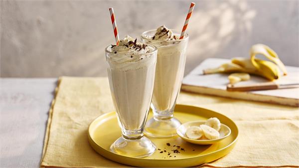 how to make a banana shake