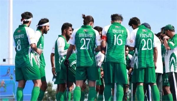 pakistan hockey players complain