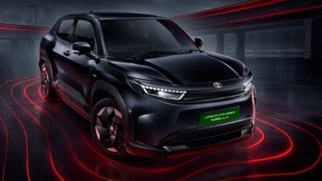 ਸਿੰਗਲ ਚਾਰਜ ''ਤੇ ਚੱਲੇਗੀ 543KM! Toyota ਨੇ ਭਾਰਤ ''ਚ ਲਾਂਚ ਕੀਤੀ ਪਹਿਲੀ ਇਲੈਕਟ੍ਰਿਕ ਕਾਰ