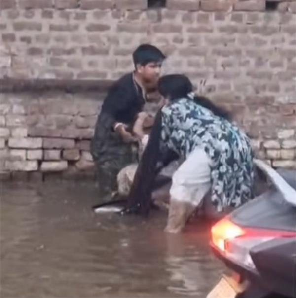 manhole ludhiana