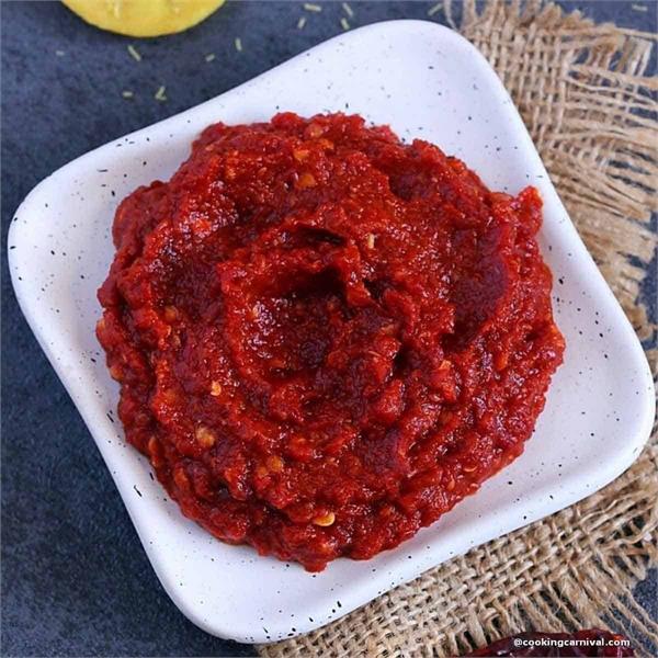 easy way to make garlic red chili sauce