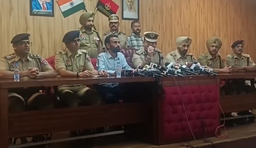 ਪੰਜਾਬ ''ਚ ਵੱਡੀ RAID! ਇੱਕੋ ਵੇਲੇ 132 ਮੁਲਜ਼ਮ ਗ੍ਰਿਫ਼ਤਾਰ, 300 ਤੋਂ ਵੱਧ BANK ACCOUNT ਫ੍ਰੀਜ਼