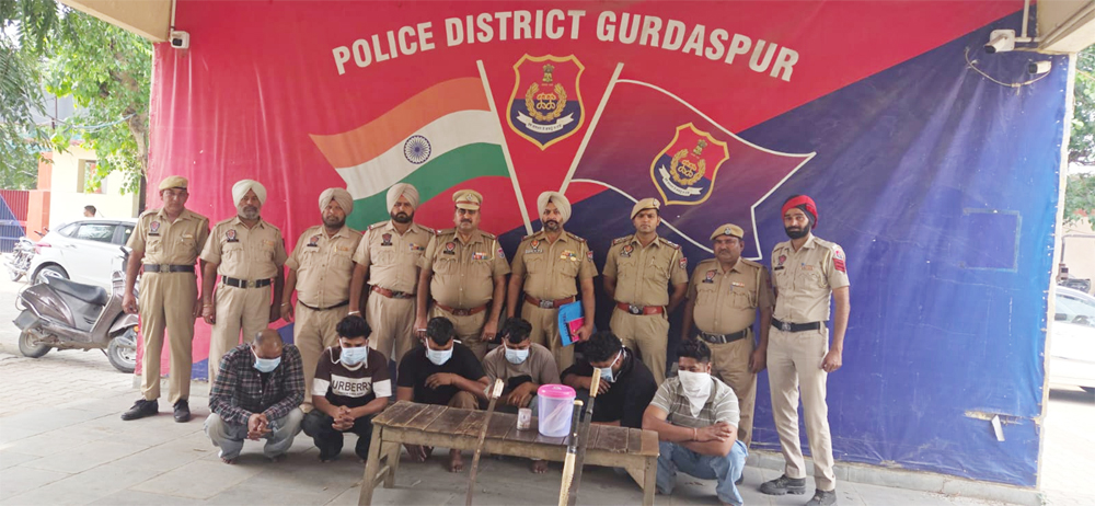 ਪੰਜਾਬ 'ਚ ਵੱਜਣ ਲੱਗਾ ਸੀ ਵੱਡਾ ਡਾਕਾ, ਪੁਲਸ ਨੇ ਐਨ ਮੌਕੇ ਜਾ ਕੇ ਫੜ ਲਏ ਮੁਲਜ਼ਮ
