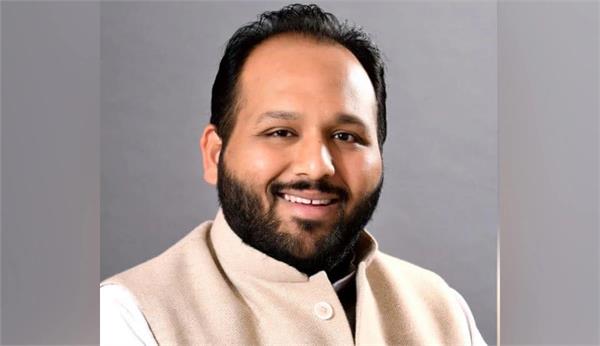 ed arrests deepak singla