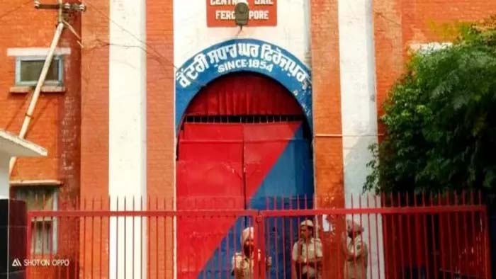 ਫਿਰੋਜ਼ਪੁਰ ਦੀ ਕੇਂਦਰੀ ਜੇਲ੍ਹ ’ਚੋਂ 8 ਮੋਬਾਇਲ ਫੋਨ ਬਰਾਮਦ