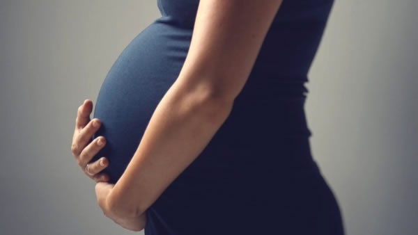 ਮਾਂ ਬਣਨ ਦਾ ਸੁਪਨਾ: IVF ਦੇ ਖਰਚੇ ਲਈ ਕਰਜ਼ਾ ਲੈਣ ਨੂੰ ਮਜਬੂਰ ਹੋ ਰਹੀਆਂ ਮਾਵਾਂ