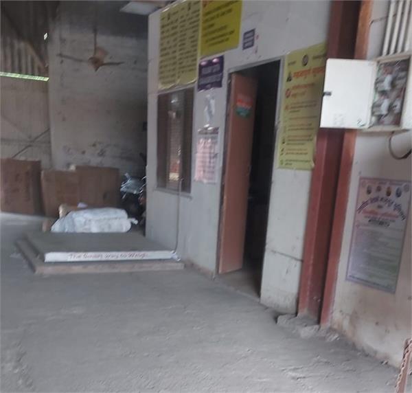 railway station blackout