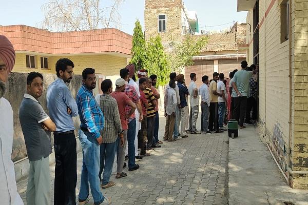 voting underway in bathinda under tight security