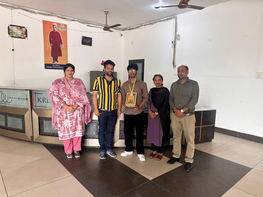ਕ੍ਰਿਸ਼ਨਾ ਕਾਲਜ ਰੱਲੀ ਦੇ ਵਿਦਿਆਰਥੀ ਨੇ 12ਵੀਂ ''ਚ 96.80% ਅੰਕ ਲੈ ਕੇ ਮੈਰਿਟ ਸੂਚੀ ''ਚ ਪਾਇਆ ਸਥਾਨ