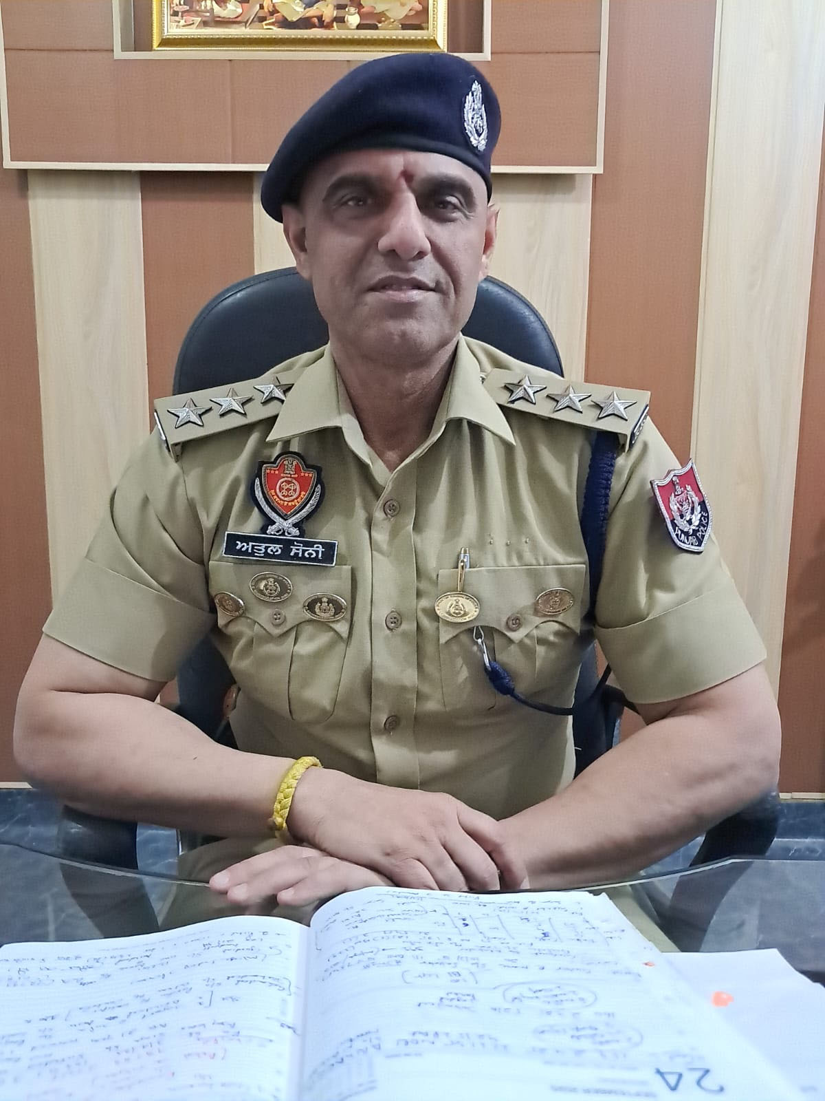ਸਰਹੱਦ ਨੇੜਿਓਂ ਚੀਨੀ ਪਿਸਤੌਲ ਤੇ ਜ਼ਿੰਦਾਂ ਰੌਂਦ ਬਰਾਮਦ