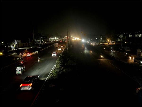 street light  has not improved in jalandhar