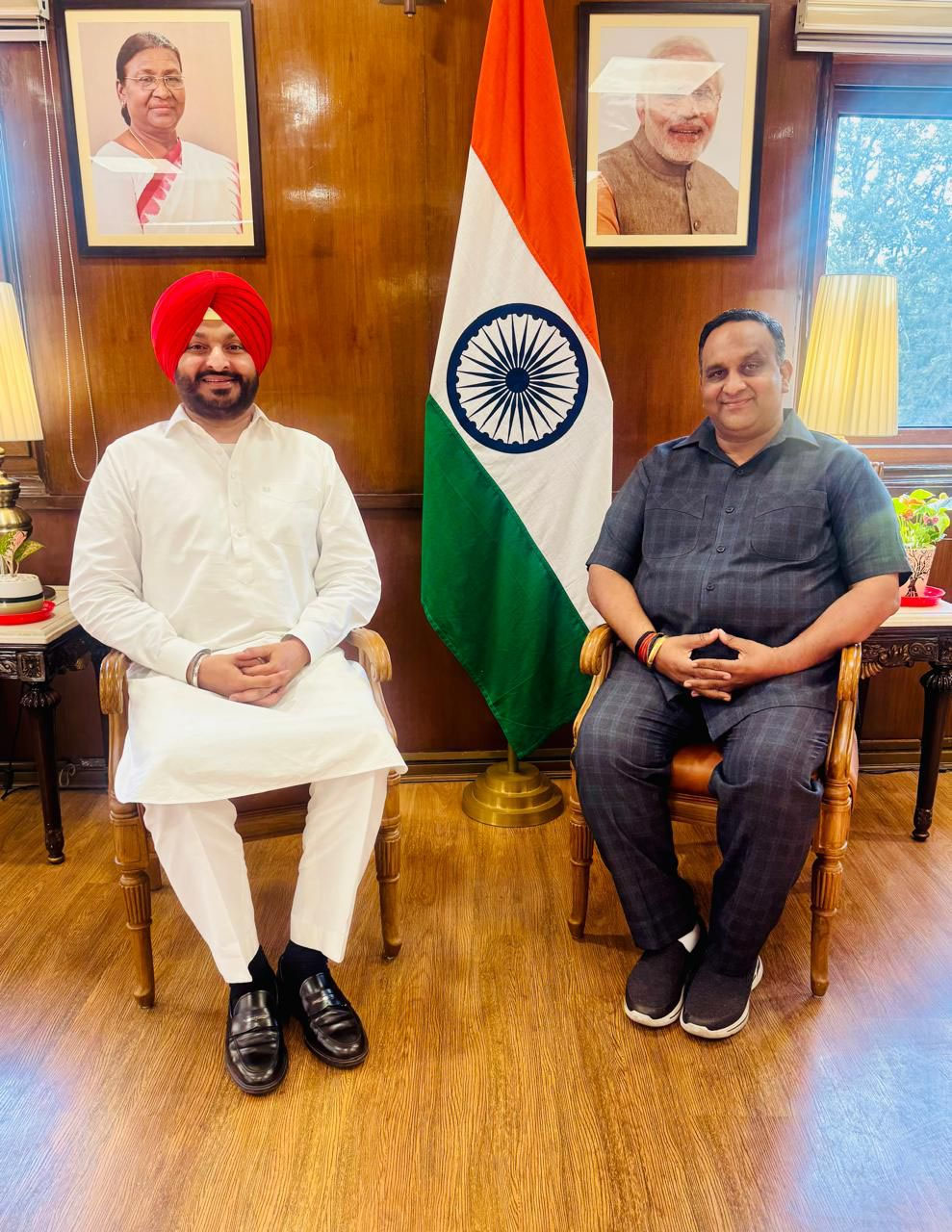 ਜੈਤੋ ਦੀਆਂ ਰੇਲਵੇ ਸਮੱਸਿਆਵਾਂ ਲੈ ਕੇ ਕੇਂਦਰੀ ਮੰਤਰੀ ਰਵਨੀਤ ਬਿੱਟੂ ਨੂੰ ਮਿਲੇ ਪ੍ਰਦੀਪ ਸਿੰਗਲਾ