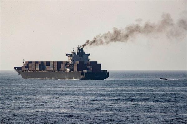 us handed over 22 crew members