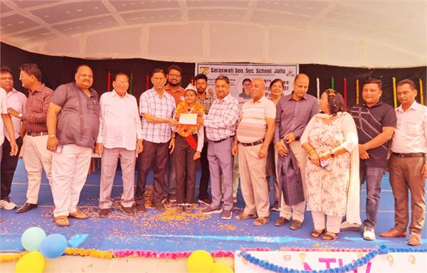 harleen sharma  10th class exam  tops all over punjab