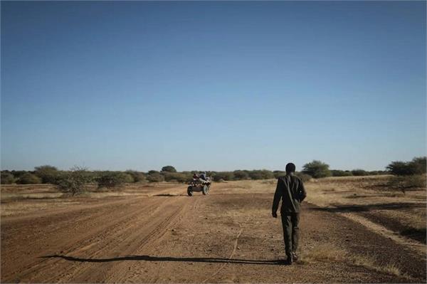 paramilitary force targeting civilians
