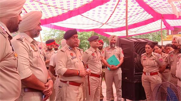 parties leave for polling booths for municipal council elections