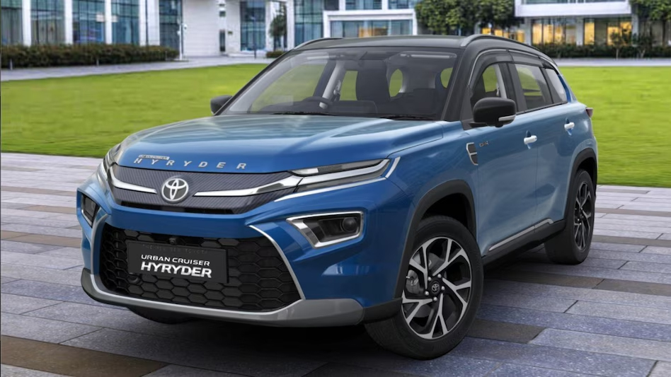 Toyota ਦੀਆਂ ਗੱਡੀਆਂ ''ਤੇ ਟੁੱਟ ਕੇ ਪੈ ਗਏ ਲੋਕ! ਵੇਚ''ਤੀਆਂ 3 ਲੱਖ ਹਾਈਬ੍ਰਿਡ ਕਾਰਾਂ
