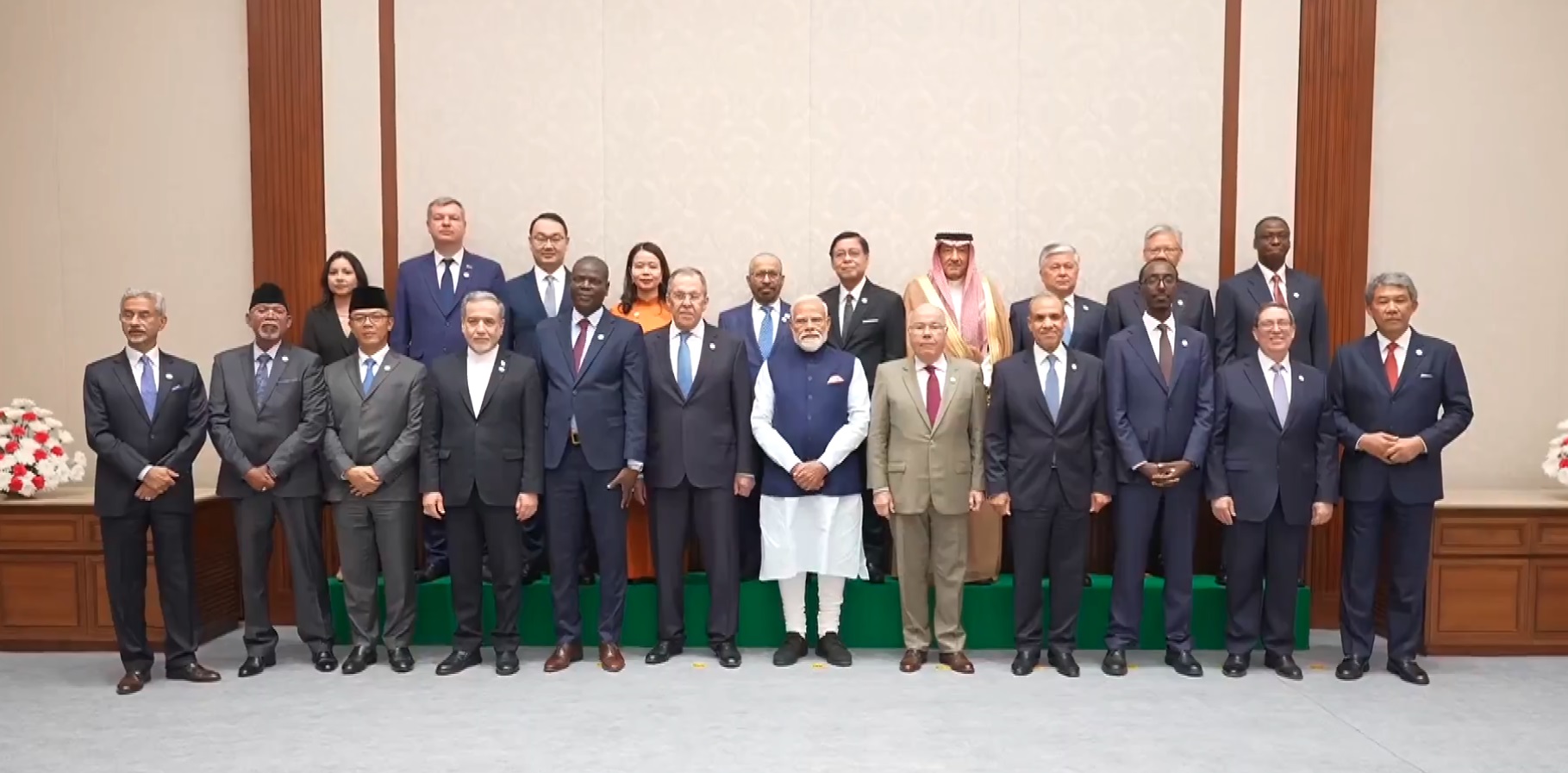 PM ਮੋਦੀ ਨੇ BRICS ਦੇਸ਼ਾਂ ਦੇ ਵਿਦੇਸ਼ ਮੰਤਰੀਆਂ ਨਾਲ ਕੀਤੀ ਮੁਲਾਕਾਤ