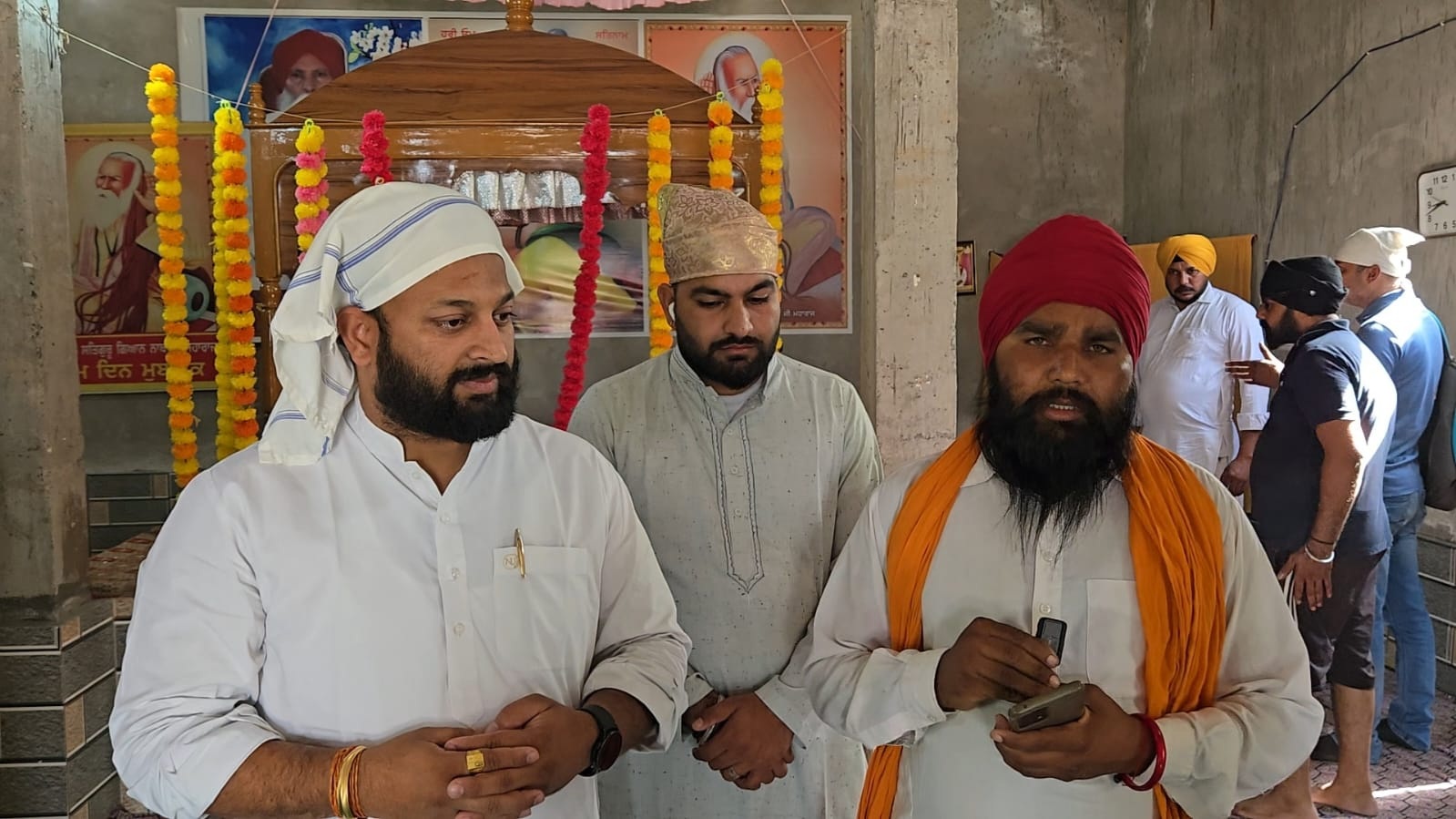 ਸ਼੍ਰੀ ਵਾਲਮੀਕ ਮੰਦਰ ''ਚ ਹੋਈ ਚੋਰੀ, ਲੋਕਾਂ ''ਚ ਭਾਰੀ ਰੋਸ; ਸਖ਼ਤ ਕਾਰਵਾਈ ਦੀ ਮੰਗ