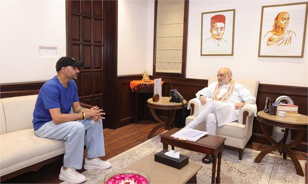 harbhajan singh meets home minister amit shah