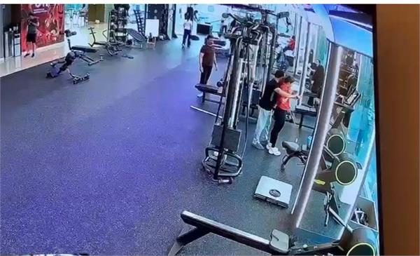 video of obscene act against female trainer in jalandhar forever 21 gym