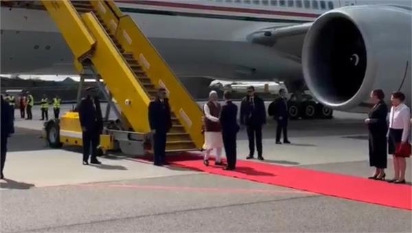 warm welcome for pm modi on arrival in sweden