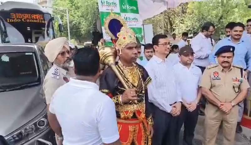 ਜਲੰਧਰ ਦੀਆਂ ਸੜਕਾਂ ''ਤੇ ਪੁਲਸ ਲੈ ਕੇ ਘੁੰਮਿਆ ''ਯਮਰਾਜ''
