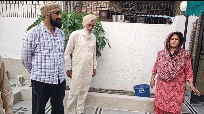 ਦਿਨ-ਦਿਹਾੜੇ NRI ਦੇ ਘਰ ਚੋਰੀ, ਨਕਦੀ ਤੇ ਸੋਨੇ ਦੇ ਗਹਿਣੇ ਲੈ ਕੇ ਹੋਏ ਫਰਾਰ
