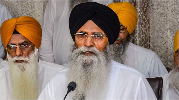 ਬੰਦੀ ਸਿੰਘਾਂ ਦੀ ਰਿਹਾਈ ਲਈ ਸੰਸਦ ਭਵਨ ਵੱਲ ਮਾਰਚ ਕਰ ਰਹੇ ਆਗੂਆਂ ਨੂੰ ਗ੍ਰਿਫਤਾਰ ਕਰਨਾ ਬੇਇਨਸਾਫ਼ੀ : ਧਾਮੀ