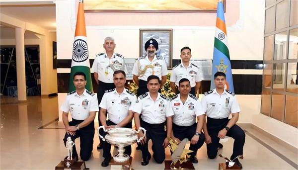 indian air force gets 17 new test pilots and engineers