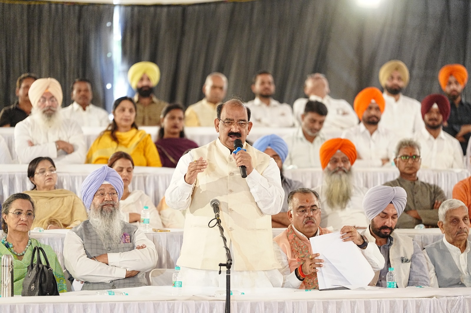 ਭਾਜਪਾ ਦੀ “ਜਨਤਾ ਦੀ ਵਿਧਾਨ ਸਭਾ” ''ਚ ਮਾਨ ਸਰਕਾਰ ਖ਼ਿਲਾਫ਼ ਬੇਭਰੋਸਗੀ ਦਾ ਮਤਾ ਪਾਸ