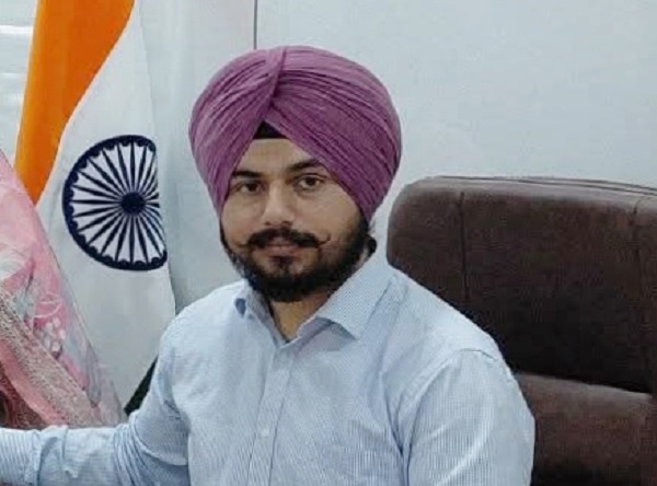 ਨਗਰ ਕੌਂਸਲ ਟਾਂਡਾ ਦੀਆਂ ਚੋਣਾਂ ਲਈ 65 ਉਮੀਦਵਾਰਾਂ ਨੇ ਦਾਖਲ ਕਰਵਾਏ ਨਾਮਜ਼ਦਗੀ ਪੱਤਰ