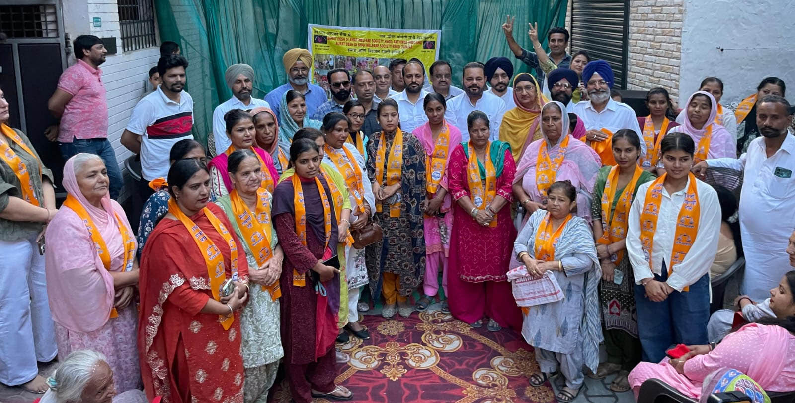 50 ਪਰਿਵਾਰਾਂ ਨੇ ਫੜਿਆ ਅਕਾਲੀ ਦਲ ਦਾ ਪੱਲਾ, ਹਲਕਾ ਇੰਚਾਰਜ ਇਕਬਾਲ ਸਿੰਘ ਨੇ ਪਾਰਟੀ ਕਰਵਾਈ ਜੁਆਇਨ