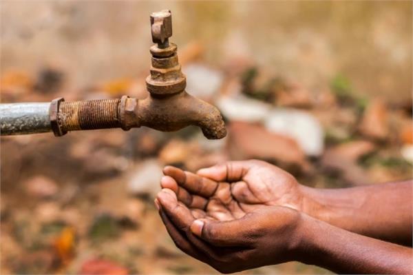 pakistan yearns for water on eid  karachi sees uproar