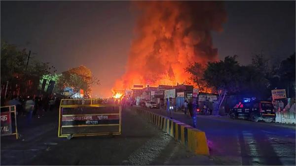 massive fire breaks out