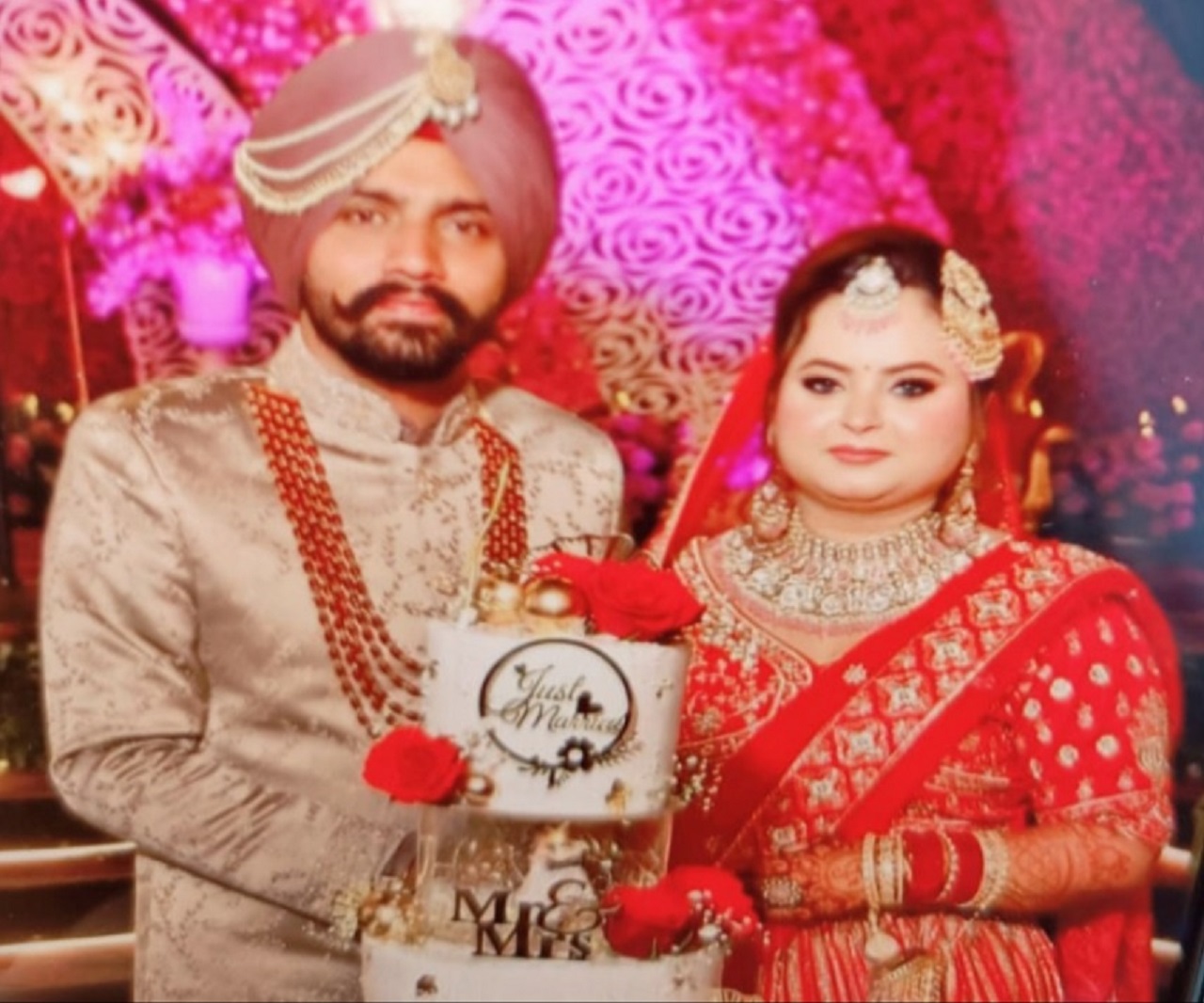 ਬਲੈਕਮੇਲਿੰਗ ਨੇ ਉਜਾੜਿਆ ਹੱਸਦਾ-ਖੇਡਦਾ ਨਵ-ਵਿਆਹਿਆ ਜੋੜਾ, ਖੰਨਾ ''ਚ ਆਰਕੀਟੈਕਟ ਨੌਜਵਾਨ ਤੇ ਪਤਨੀ ਵੱਲੋਂ ਖ਼ੁਦਕੁਸ਼ੀ