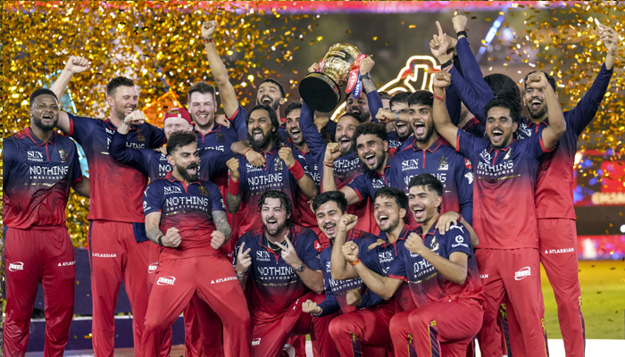 ਉਹ 5 ਵੱਡੇ ਕਾਰਨ ਜਿਨ੍ਹਾਂ ਨੇ RCB ਨੂੰ ਲਗਾਤਾਰ ਦੂਜੀ ਵਾਰ ਬਣਾਇਆ ਚੈਂਪੀਅਨ