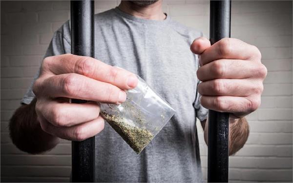 indian security personnel are transporting drugs to prisons
