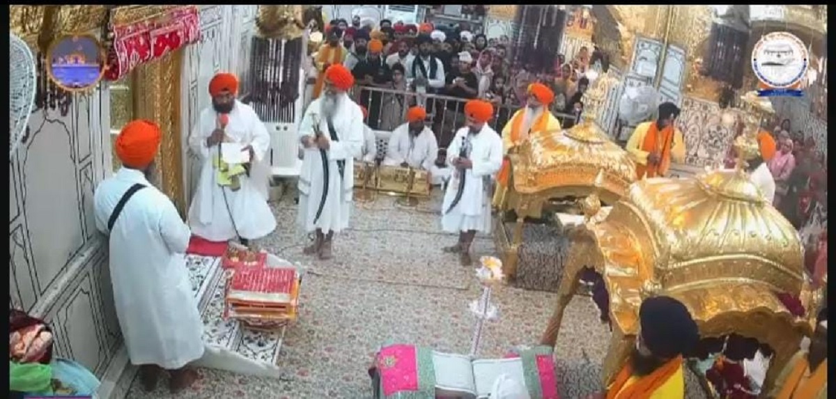 ਤਖ਼ਤ ਸ੍ਰੀ ਹਜ਼ੂਰ ਸਾਹਿਬ ਬੋਰਡ ਐਕਟ ''ਤੇ ਛਿੜਿਆ ਵਿਵਾਦ, ਪੰਜ ਪਿਆਰਿਆਂ ਨੇ ਮਤਾ ਪਾਸ ਕਰਕੇ ਫ਼ੈਸਲੇ ''ਤੇ ਜਤਾਇਆ ਰੋਸ