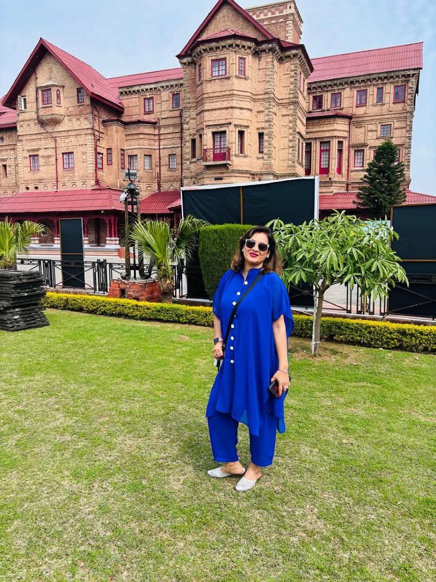 ਗਰਮੀਆਂ ’ਚ ਔਰਤਾਂ ਦੀ ਪਹਿਲੀ ਪਸੰਦ ਬਣੀਆਂ ਕਾਫ਼ਤਾਨ ਸਟਾਈਲ ਡਰੈੱਸਾਂ