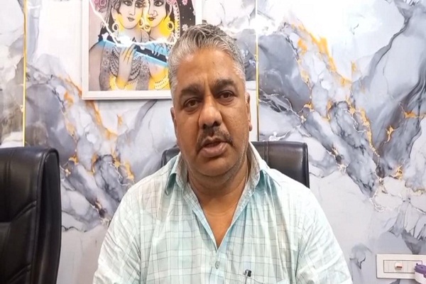 ਪੰਜਾਬ ''ਚ ਸ਼ਰਾਬ ਦੇ ਠੇਕੇ ''ਤੇ ਵੱਡੀ ਵਾਰਦਾਤ, ਕਰਿੰਦੇ ਦੇ ਹੱਥ-ਪੈਰ ਨੂੜ ਕੇ ਅੱਧੀ ਰਾਤੀਂ...