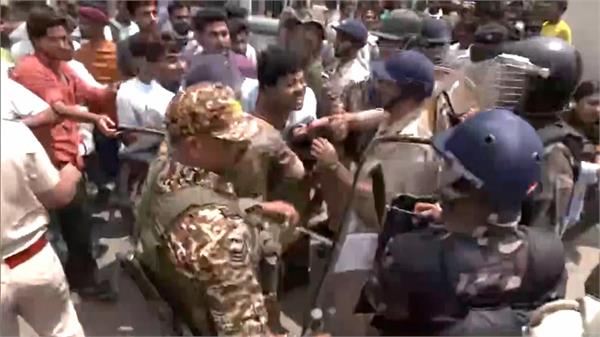 khan sir  coaching institute  incident
