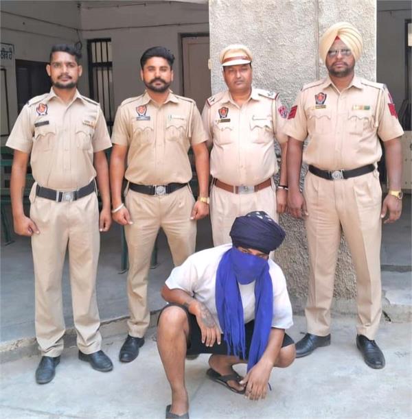 police arrest youth with heroin in bhulath