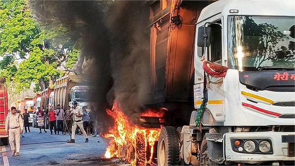 national highway  truck  fire  electronic goods