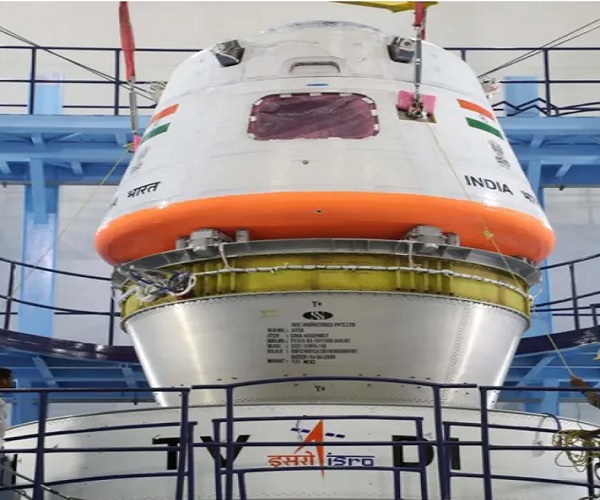 ISRO ਨੂੰ ਮਿਲੀ ਵੱਡੀ ਕਾਮਯਾਬੀ ! ਸੁਪਰੀਮ ਲੈਵਲ ''ਤੇ ਸੈਮੀ-ਕ੍ਰਾਇਓਜੈਨਿਕ ਇੰਜਣ ਦਾ ਕੀਤਾ ਸਫ਼ਲ ਹਾਟ ਟੈਸਟ